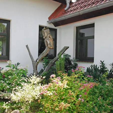 公寓 Gaestehaus Alte Schule-3 By Interhome